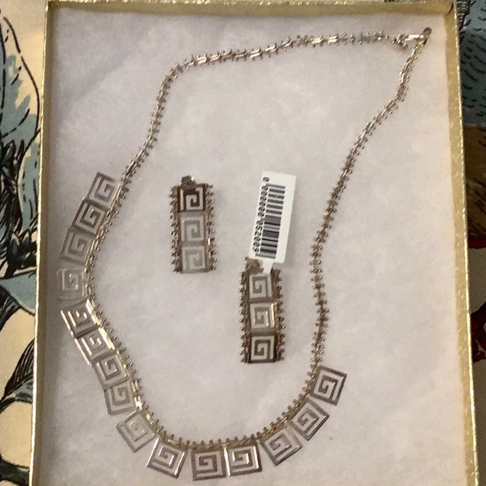 MAYAN/AZTEC SYMBOL SS NECKLACE AND EARRINGS
